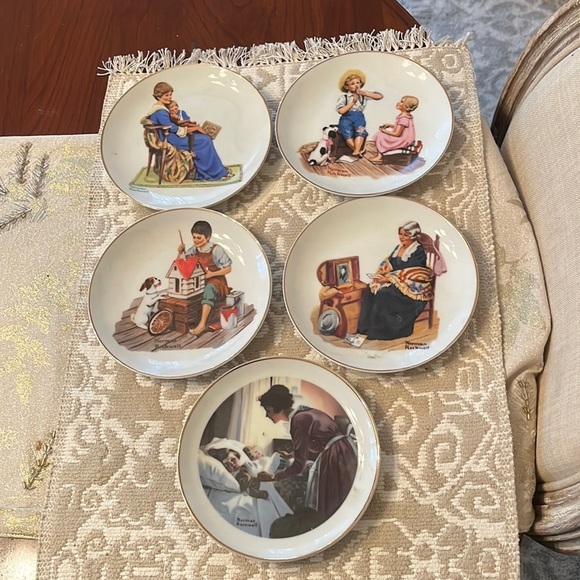 Norman Rockwell Other - Norman Rockwell Plates Set of 5 in EUC